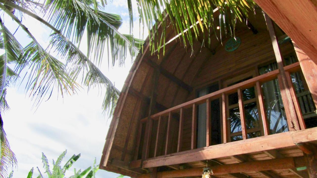 Dikaloha Surfschool And Stay Airsatang Exteriör bild